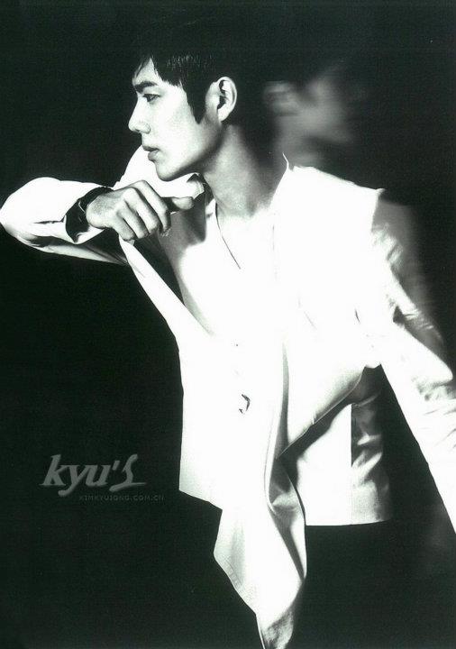 [صور] ألبوم كيم كيو جونغ ‘TURN ME ON’ 532