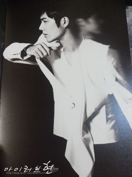 [صور] ألبوم كيم كيو جونغ ‘TURN ME ON’ Kyu-turn-10
